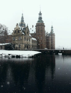 Noleggio auto Hillerød