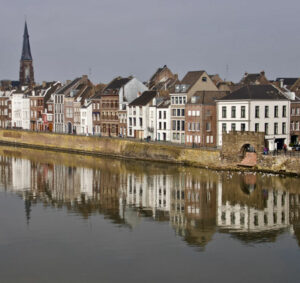 Noleggio auto low cost Aeroporto di Maastricht Aquisgrana